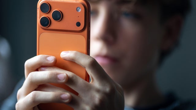 Under-16s Ban On Social Media Backed By The House of Lords 