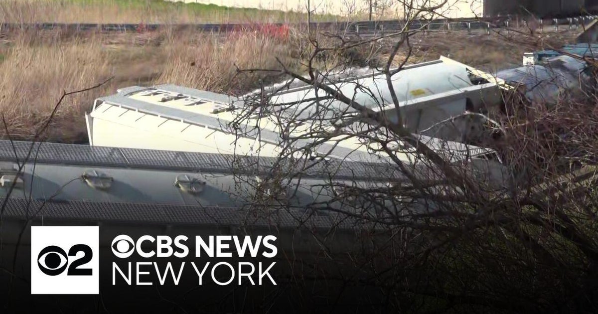 Freight train derailment cleanup continues in North Bergen, N.J. - CBS ...