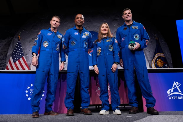 NASA Artemis Moonshot 