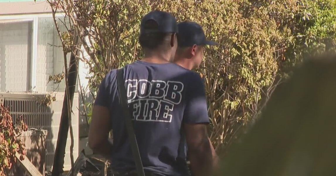 2nd major fire this year devastates Smyrna apartment complex - CBS Atlanta