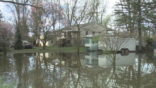 Clinton River continues to flood Metro Detroit neighborhood 