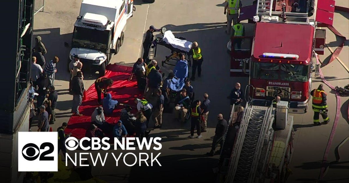 NJ Transit conducts emergency drill at MetLife Stadium - CBS New York