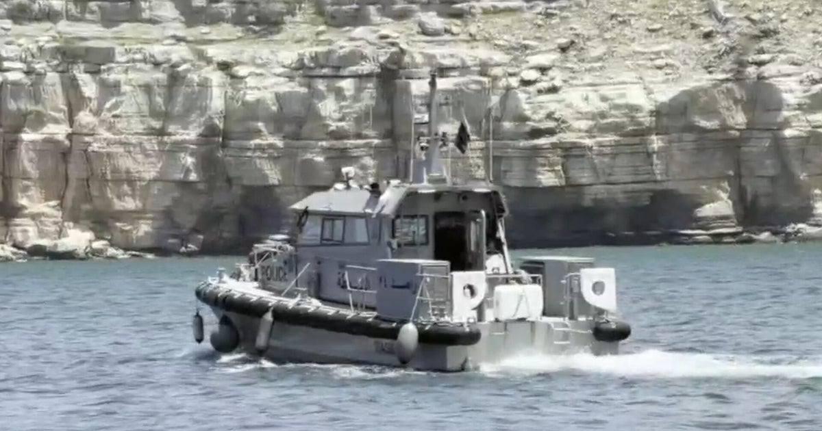 CBS, Hürmüz Boğazı'na nadir bir bakış atıyor