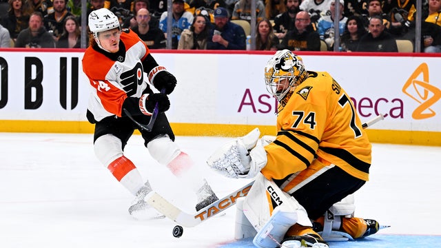 Philadelphia Flyers v Pittsburgh Penguins - Game One 