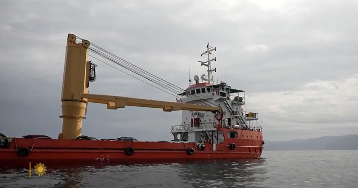 Strait of Hormuz remains closed, as Iran blames U.S. blockade