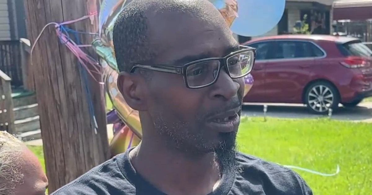 Dad who lost son in Louisiana shooting: “I’m never gonna get to throw the football with him again”