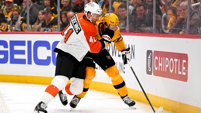 Philadelphia Flyers v Pittsburgh Penguins - Game Two 