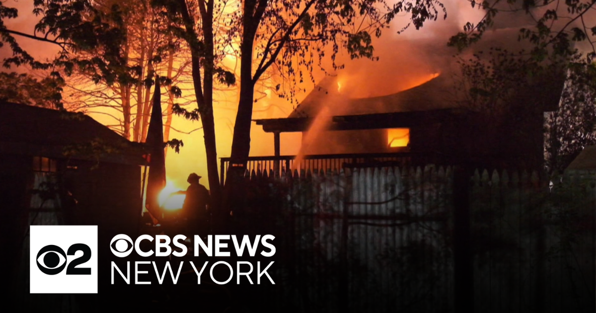 Massive overnight fire in New Jersey damages multiple homes, injures 2 firefighters