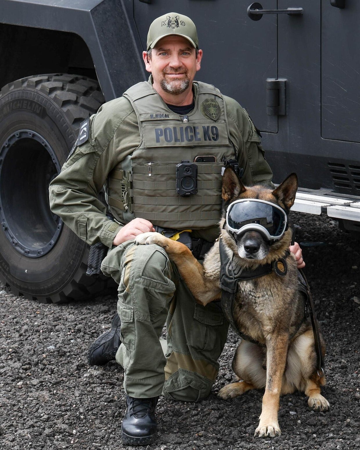 Aurora police officer stabbed in head during standoff discharged from ...