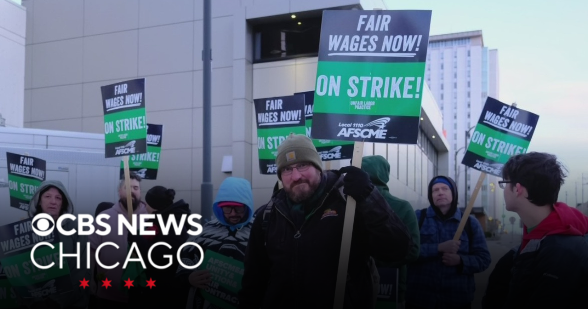 Illinois State University accused of hiring nonunion workers in new lawsuit