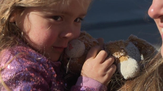 stuffie-reunion-pkg-11p-bos005ta-hi-res-still-00-01-5513.jpg