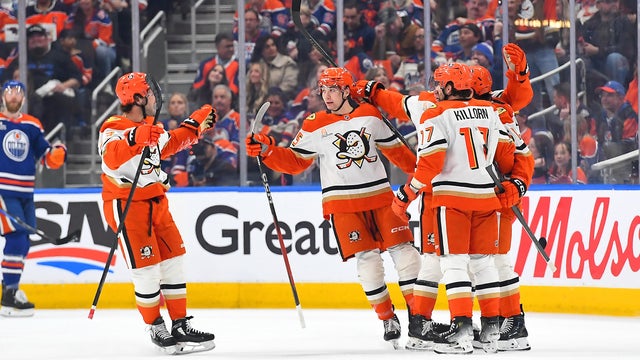 Anaheim Ducks v Edmonton Oilers - Game Two 