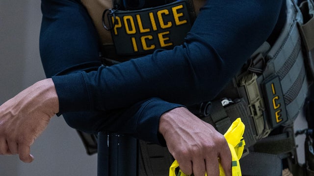 Trump Sends ICE Agents To Airports As DHS Remains Unfunded 