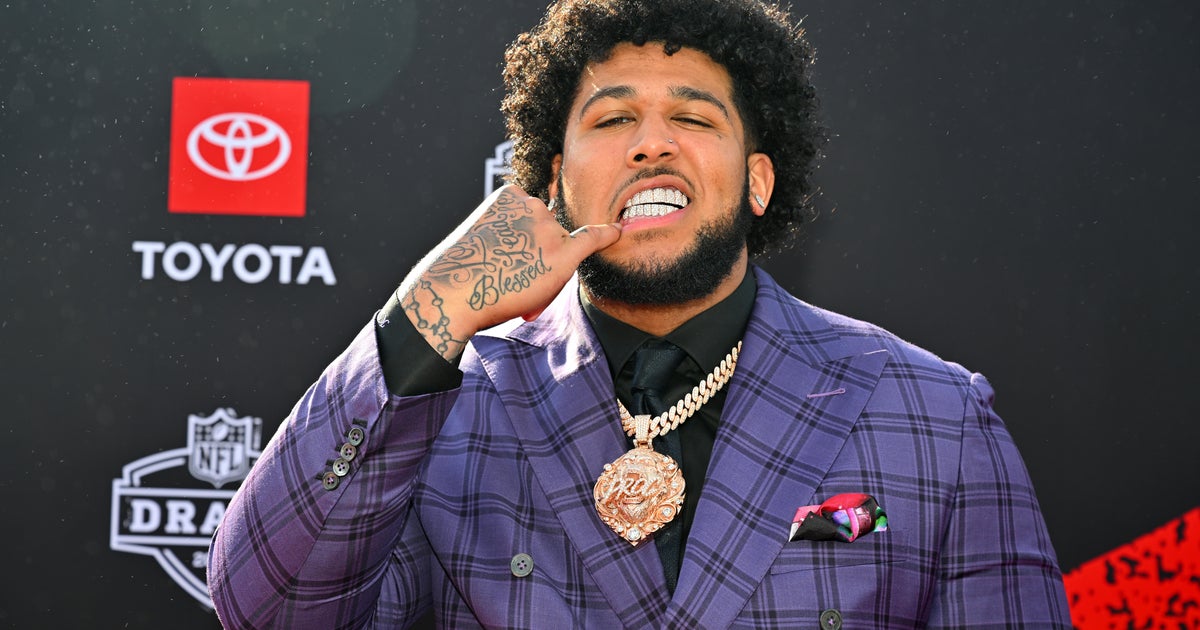 Photos show best-dressed prospects at NFL draft in Pittsburgh - CBS ...