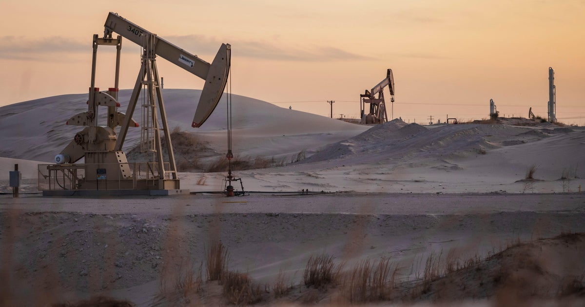 14 indicted in alleged Permian Basin crude‑oil theft scheme spanning New Mexico and Texas