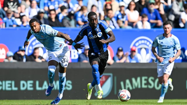Raul Gustavo #34 of New York City FC and Prince Owusu #9 of CF Montr&eacute;al run after the ball during the MLS match in the second half at Saputo Stadium on April 25, 2026 in Montreal, Quebec, Canada. CF Montr&eacute;al defeated New York City FC 1-0. 