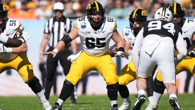 COLLEGE FOOTBALL: DEC 31 ReliaQuest Bowl Iowa vs Vanderbilt 