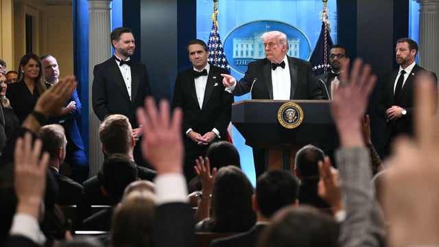 TOPSHOT-US-POLITICS-TRUMP 