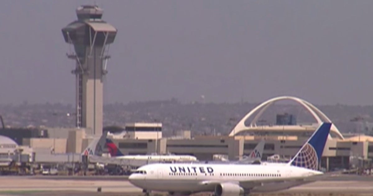 Airline tickets expected to remain high; Harper Woods shooting under investigation; other stories