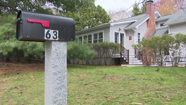 Wellesley, Massachusetts mother allegedly confessed to killing 2 children:  "I wanted the 3 of us to go to God together" - CBS Boston