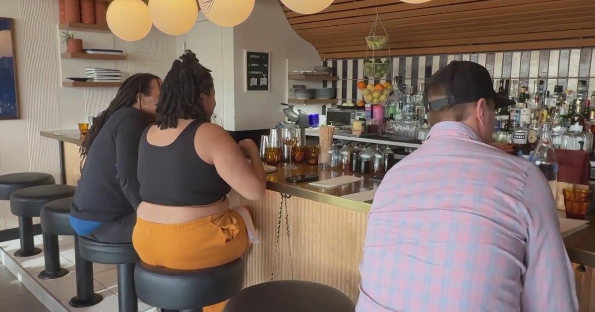 Colorado lawmakers could eliminate credit card fees for restaurants ...
