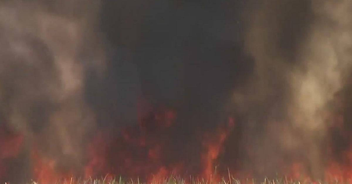 West Miami-Dade brush fire continues to burn, remains 0% contained