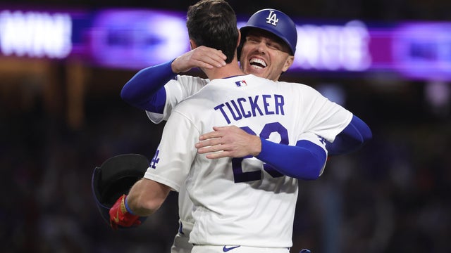 Miami Marlins v Los Angeles Dodgers 