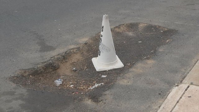 16pkg-rd-west-philly-sinkhole-transfer-frame-0.jpg 