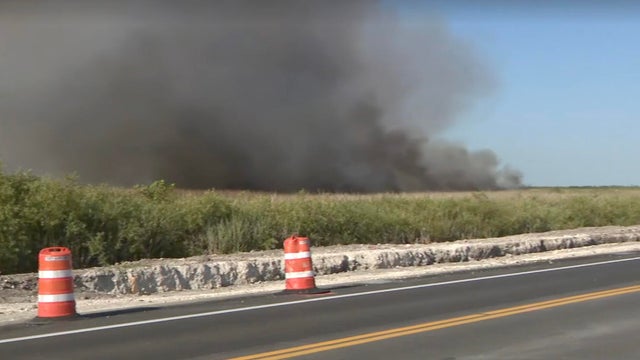 cbsmiami-highway-41-fire-1.jpg 