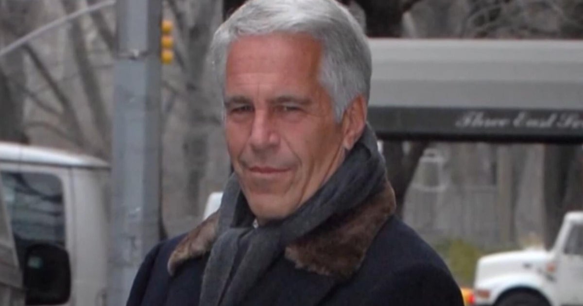 Jeffrey Epstein may have written a suicide note, report alleges