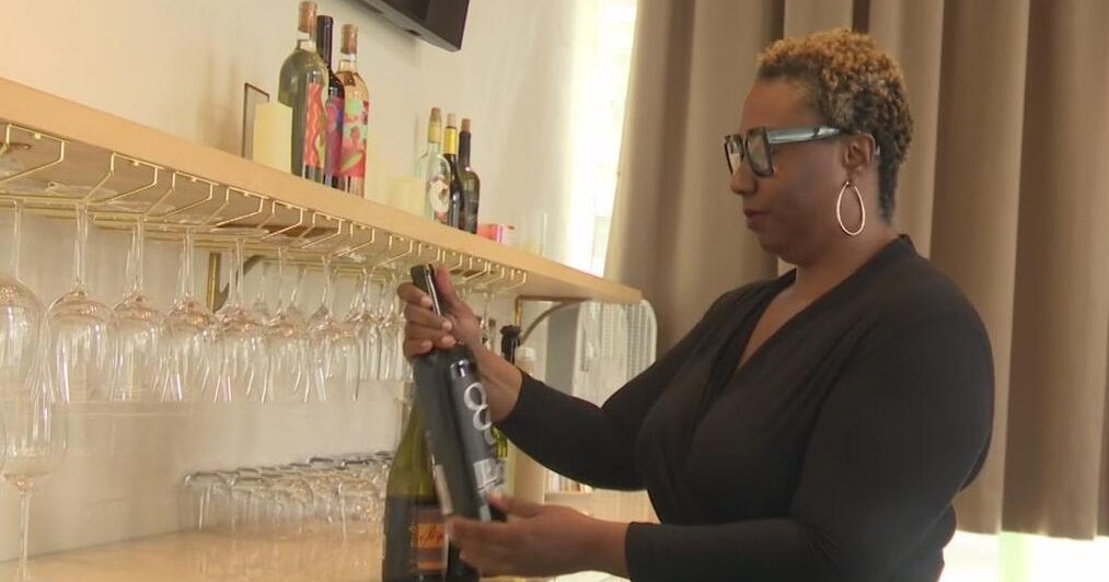 Downtown Oakland wine bar to close as small businesses continue to struggle