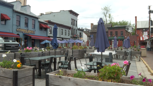 outdoor-dining.png 