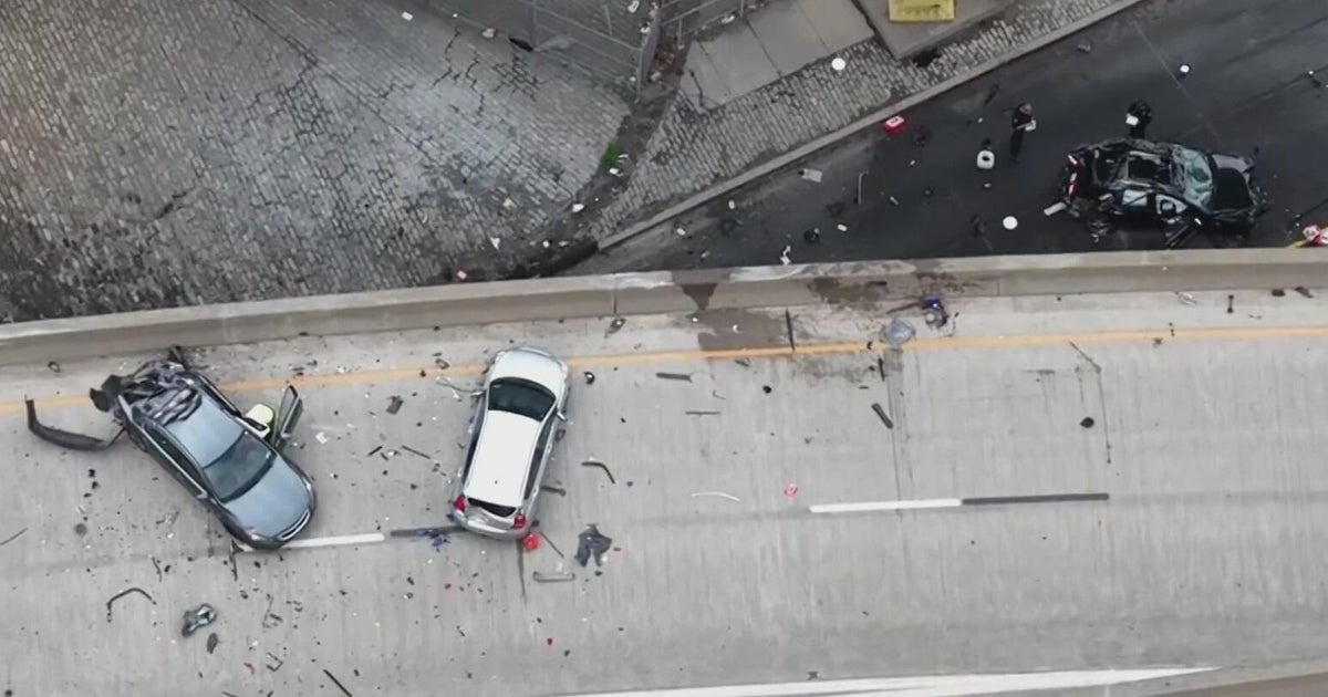 2 killed in violent 5-car crash that sends car off ramp - CBS Pittsburgh