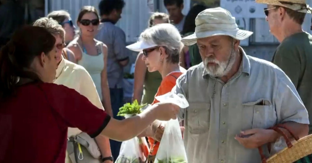 More people are starting and expanding small businesses, data shows