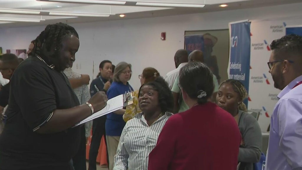 Spirit Airlines employees gather at MIA for job fair after airline shuts down operations