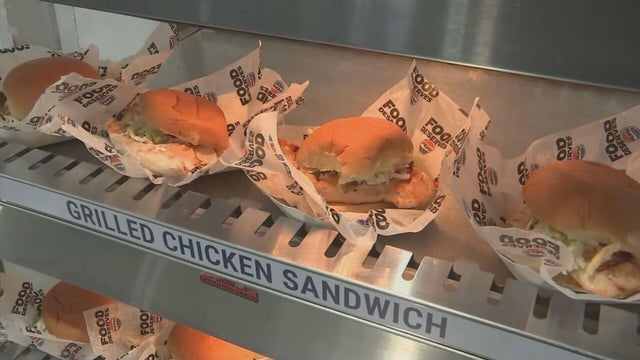 A row of grilled chicken sandwiches at the PGA Championship market 