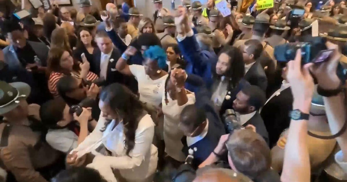 Protesters demonstrate against Tennessee redistricting that could give GOP an advantage