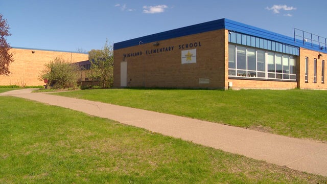 10p-pkg-ch-schools-budget-struggles-wccoaell.jpg 