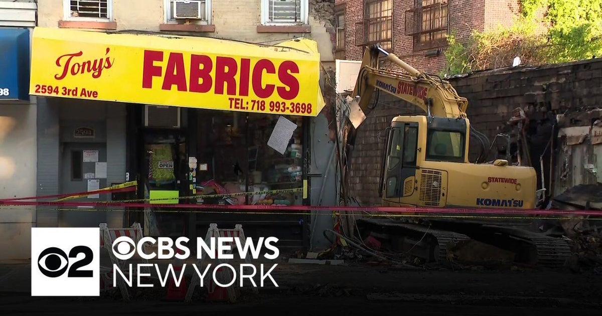 Demolition of Bronx building to resume after suspicious fire - CBS New York