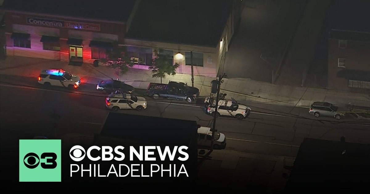 2 shot in Northeast Philadelphia after fight involving juveniles at Wawa, police say