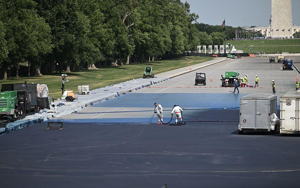 Group sues to block Trump's blue resurfacing of Reflecting Pool at ...