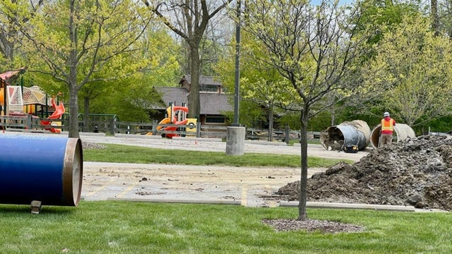 water-main-break-repairs-0511.jpg 