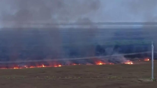 cbsmiami-max-road-fire-3.jpg 