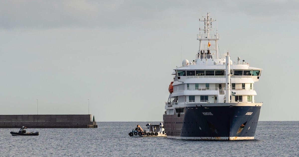 Americans exposed to hantavirus on cruise ship land in Nebraska, including 1 who tested positive