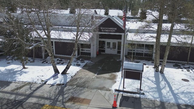 breck-elementary-closing-5pkg-frame-1780.jpg 
