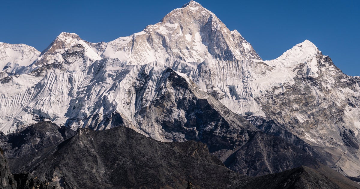 American climber dies in avalanche on Nepal's Mount Makalu