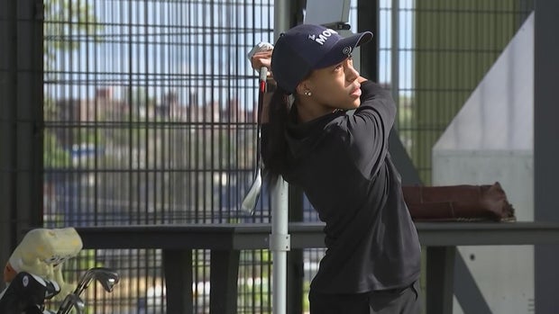zoey-smith-golf.jpg