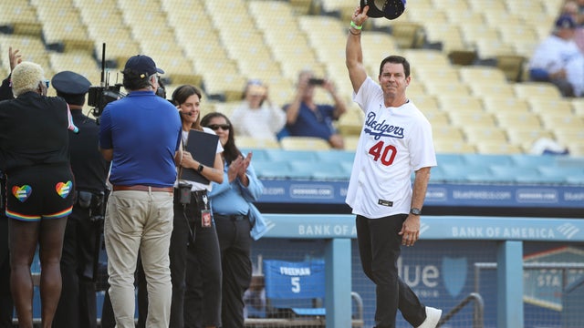 San Francisco Giants v Los Angeles Dodgers 