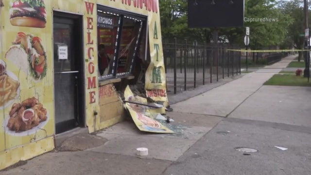 stony-island-crash-grab.jpg 