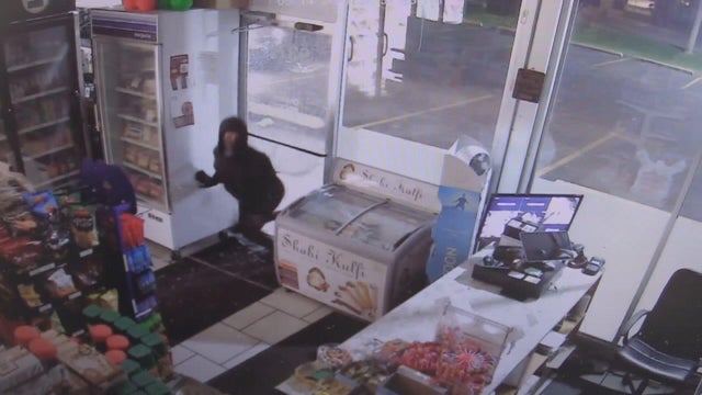maine-twp-smash-grab.jpg 